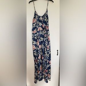 Floral Maxi Dress with/Slit